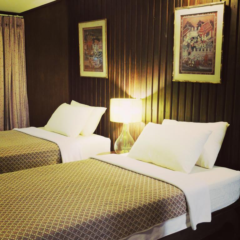 Hotel Siri Lampang Ngoại thất bức ảnh