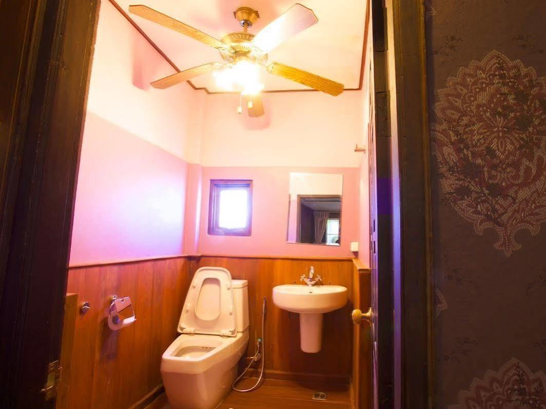 Hotel Siri Lampang Ngoại thất bức ảnh